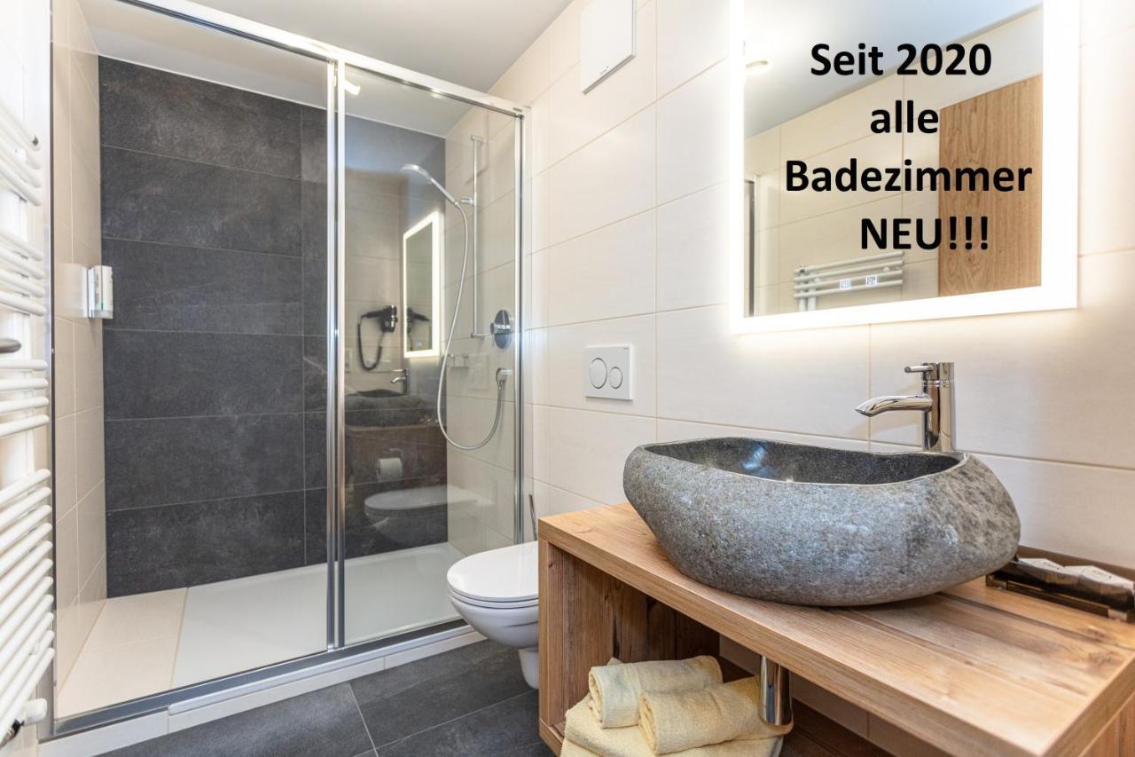 Hôtel Gasthof St. Adolari à Sankt Ulrich am Pillersee Extérieur photo