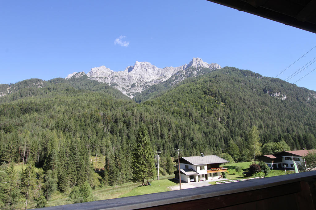 Hôtel Gasthof St. Adolari à Sankt Ulrich am Pillersee Extérieur photo