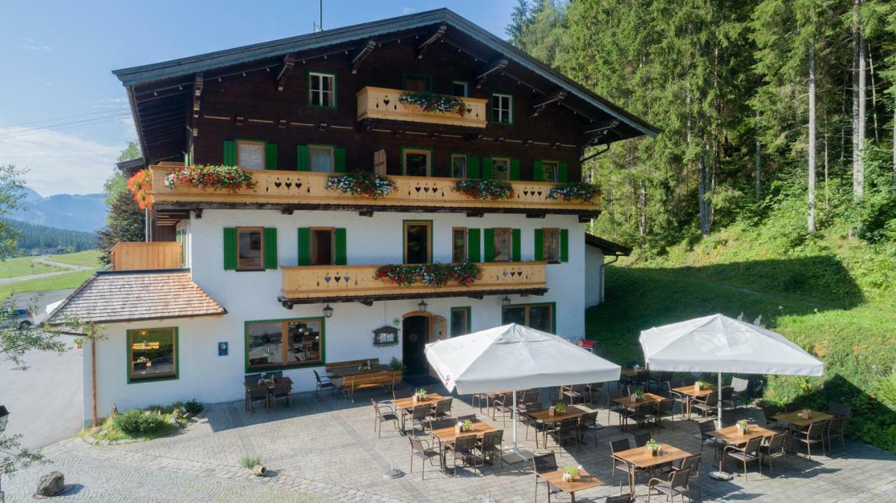 Hôtel Gasthof St. Adolari à Sankt Ulrich am Pillersee Extérieur photo