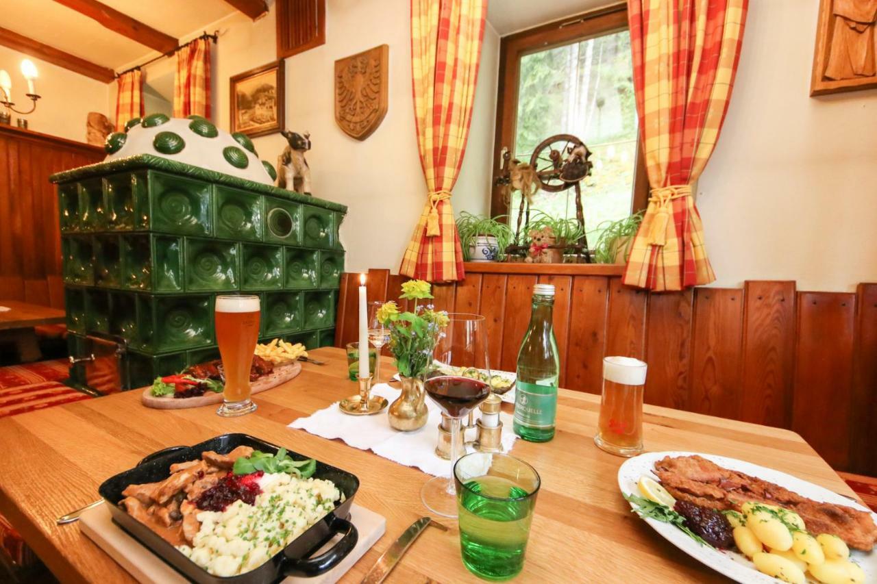 Hôtel Gasthof St. Adolari à Sankt Ulrich am Pillersee Extérieur photo
